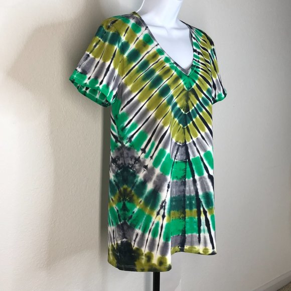 Women's Tie-Dye S/S V-Neck T-Shirt | Large - Picture 3 of 8